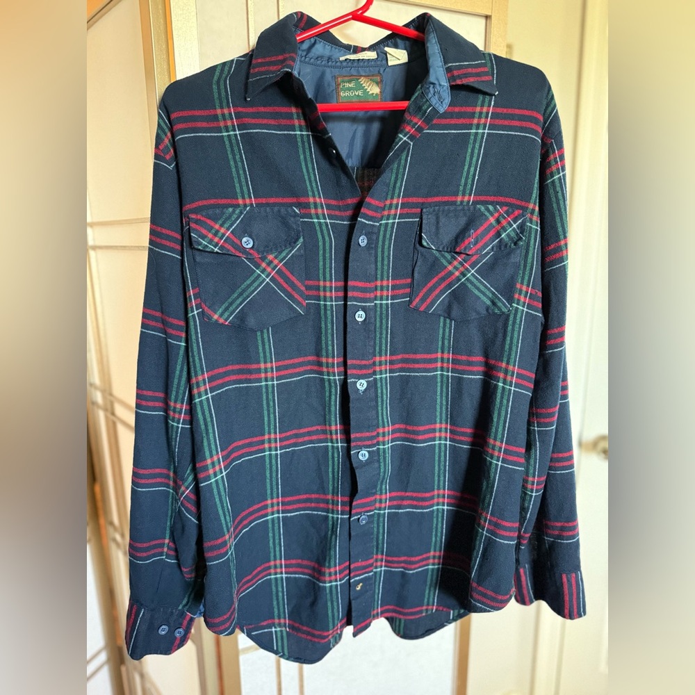Vintage Pine Grove Men's Classic Navy Red Green Plaid Button Shirt - Sz Medium